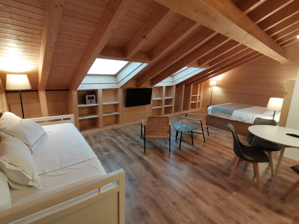 Apartamentos La Casina De Los Musicos Pola de Siero Exterior foto